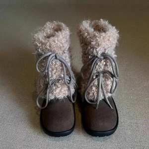 Botas de Nieve de Moda Otoño Invierno 2025, Botas de Mujer con Suela Gruesa, Forro Polar Grueso y Cálido, Parte Superior de PVC de Cilindro Medio, Estilo Mao Mao - Product Image 5