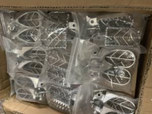 Pedane Poggiapiedi in Acciaio Inox per Moto CRF50 XR50 YZ85 YZ125 Pit Dirt Motor Trail Bike Motocross Pedana Anteriore - Product Image 6