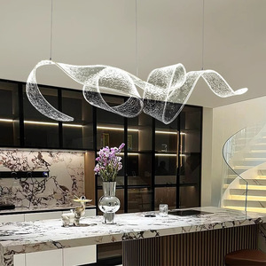 Lampadario a Nastro in Acrilico Personalizzato, Grande Lampada Sospesa per Hall di Hotel, Lampadario Moderno di Lusso su Misura - Product Image 1