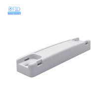 Étiquette RFID UHF industrielle anti-métal longue portée pour la gestion des actifs et le suivi des outils