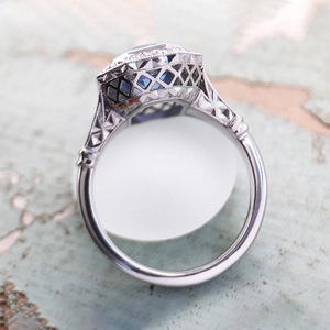 Anello dal design a forma di esagono blu, elegante anello da dito per donna - Product Image 4