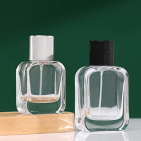 Flacon vaporisateur de parfum à base épaisse personnalisé Offre Spéciale 30ml 50ml flacon de parfum en verre vide transparent lourd avec pompe de pulvérisation