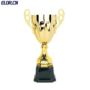 Elor mangkuk logam emas piala penghargaan sepak bola pabrik hadiah acara olahraga anak-anak kustom dengan dasar plastik