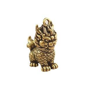 1 pièce Nouveau Pendentif Licorne Qilin Créatif en Laiton, Créature <span class=keywords><strong>Divine</strong></span>, Accessoires pour Sac Homme, Accessoires pour Clés de Voiture, Ornements Métalliques, Figurine - Product Image 5