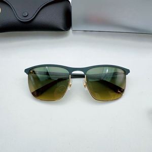 Gafas de Sol Modernas de Alta Calidad 2024, Gafas de Sol Rectangulares Gruesas de Alta Moda, Gafas de Sol de Diseñador de Lujo con Montura Metálica Colorida - Product Image 1