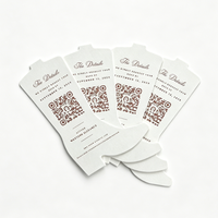 Carte de vœux unique en forme de botte découpée, en papier texturé épais, avec code QR personnalisé et texte en relief, pour invitation de mariage ou carte de détail