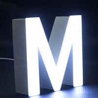 Lettres lumineuses en acrylique 3D sans cadre, enseignes commerciales, panneaux d'affichage extérieurs imperméables, lettres de devanture de magasin avec conception gratuite