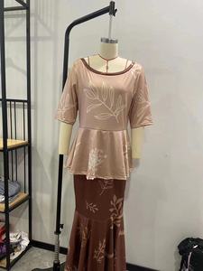 Impression à la demande Palaka <span class=keywords><strong>tatouage</strong></span> polynésien Puletasi Samoa Ptaha grande taille épaules dénudées femmes hauts et jupes sirène 2 pièces ensemble - Product Image 4