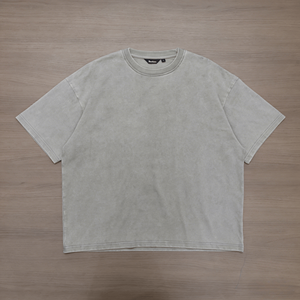 Camiseta de Alta Calidad 100% Algodón 250-270 Gsm con Lavado Ácido, Camiseta Oversize para Hombre, Personalizable, Lisa, con Lavado Ácido, Estilo Vintage - Product Image 3