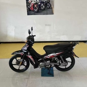 <span class=keywords><strong>Yamaha</strong></span> C8 110 : <span class=keywords><strong>Moto</strong></span> Super Cub de banlieue à 4 vitesses, manuelle, d'occasion, cadre courbé - Product Image 4