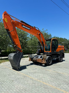 Used Doosan wheel <b>excavator</b> DX210 DX210W DX210W-9C 21 ton 20 ton second hand rubber <b>tyre</b> medium <b>excavator</b> machine tractor cheap - Product Image 3