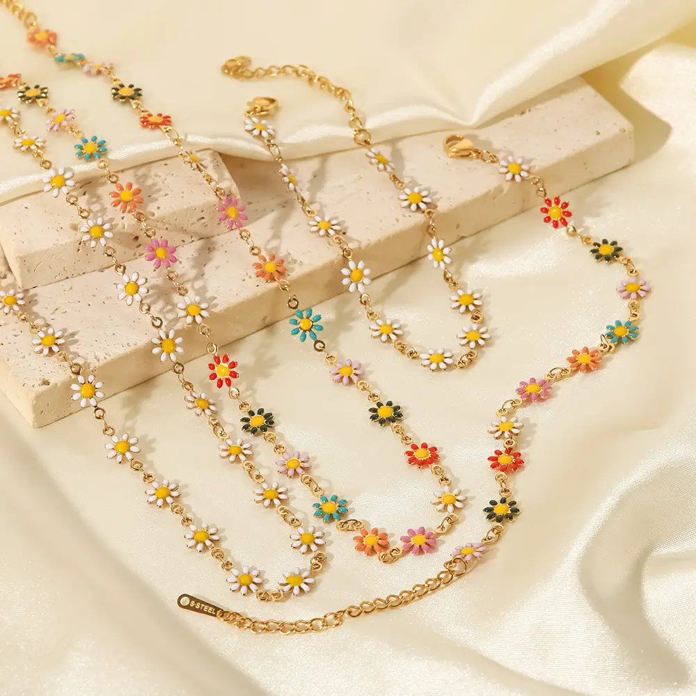 قلادة بوهيمية مطلية بالذهب عيار 18 قيراط جديدة من الزهور الملونة مجوهرات عصرية للنساء