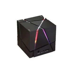 Nuovo arrivo colorato cubo di Rubik Mini altoparlante Wireless per scheda audio Surround portatile