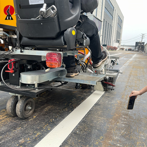 Machine de marquage routier thermoplastique à extrusion par raclette, modèle LXD 3A, petite, à moteur diesel, haute efficacité - Product Image 6