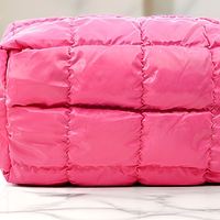 Tas Kosmetik Berlapis Quilted, Tas Makeup Puffy Warna Solid, Organizer Perlengkapan Mandi, Tempat Penyimpanan Perjalanan