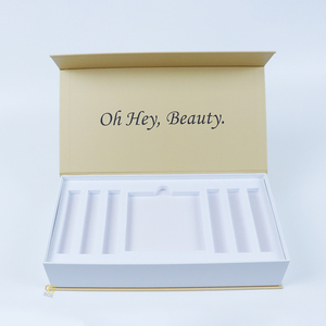 Caja de Maquillaje Blanca en Oferta, Cajas para Lápiz Labial, Empaque de Lujo para Brillo Labial, Caja de Regalo de Papel para Almacenamiento de Cosméticos - Product Image 3