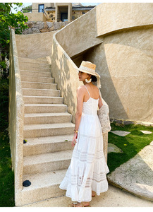 Abito da vacanza in spiaggia per le donne <span class=keywords><strong>bianco</strong></span> spiaggia <span class=keywords><strong>abbigliamento</strong></span> femminile. Gonna lunga in stile europeo alla cavezza per l'estate. - Product Image 5