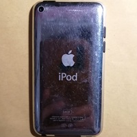 Reproductor MP3 Touch4 de Segunda Mano con Batería Nueva, Carcasa Trasera Reparada, Apariencia 90% Nueva, Memoria Completa, Venta al Por Mayor.