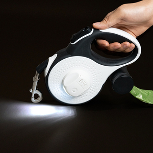 Correa Retráctil para Perro 3 en 1 con Luz LED y Bolsa para Excrementos, Venta al por Mayor - Product Image 5