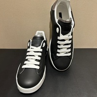 Chaussures de sport pour hommes de haute qualité, élégantes et de créateur, pour un style décontracté et luxueux, idéales pour la course et la marche.