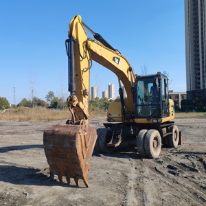 Excavadora de Ruedas M315D2 Usada de 1.8 Toneladas con Motor Cummins, Caja de Cambios y Bomba para Construcción y Movimiento de Tierras - Product Image 2