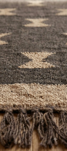 Tapis de couloir en laine et jute tissé à la main |   Tapis de couloir géométrique tribal noir et beige pour l'entrée de la maison, style bohème, sud-ouest, ferme - Product Image 6