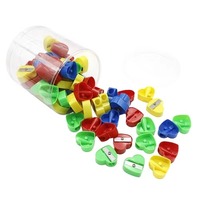 Taille-crayon manuel en plastique en forme de cœur personnalisé pour enfants, fournitures de papeterie scolaire et de bureau colorées