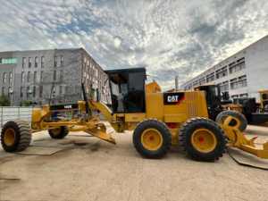 รถเกรดเดอร์ Caterpillar 140k รุ่นใหม่ล่าสุด สภาพดี พร้อมปั๊ม เกียร์บ็อกซ์ รถเกรดเดอร์มือสอง Cat140h - Product Image 2
