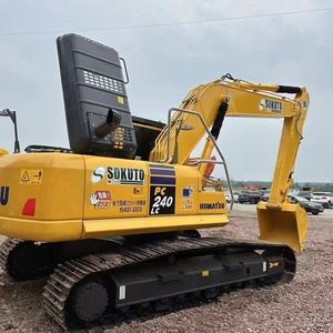 Excavatrice sur chenilles Komatsu PC240 d'occasion (PC240LC-8/PC240LC-8M0) modèle 2023, 24 tonnes, moteur et pompe à vendre - Product Image 3