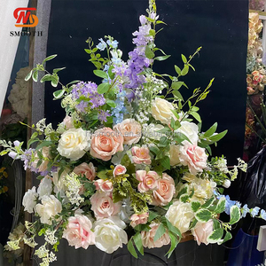 Bouquet de fleurs artificielles élégant et lisse pour événements de mariage, allées, scènes, décorations de sol - Product Image 1