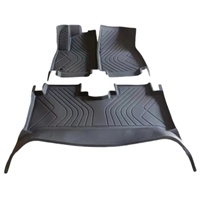 Le TPE est simple, imperméable et universellement disponible pour toutes les saisons Tapis de voiture
