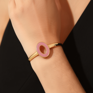 กำไลข้อมือแฟชั่น สแตนเลสสตีล 316L ชุบทอง PVD ทนทาน รักษ์โลก ดีไซน์แบบแหวนสีชมพู - Product Image 3