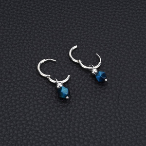 2026 Boucles d'oreilles pendantes en acier inoxydable avec perles bleues et noires, design simple et original, unisexe, bijoux en gros - Product Image 2