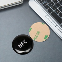 Étiquette RFID NFC en époxy personnalisée, imprimée, étanche, 213, 215, 216, programmable, autocollant pour les médias sociaux