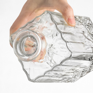 Tapas de Corcho Cuadradas de Alta Gama con Relieve, Botella de Vidrio Transparente para Vodka, Ginebra, Tequila y Licores, para Destilerías - Product Image 5