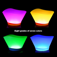Seau à glace à champagne à led rafraîchissant d'extérieur avec logo Bacs à boissons en plastique PP Refroidisseur de bouteilles de vin
