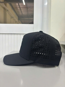 Gorra de Béisbol Deportiva Unisex de Cinco Paneles con Logotipo Personalizado, Poliéster/Nailon, Impermeable, con Perforaciones Cortadas a Láser, para Golf - Product Image 4
