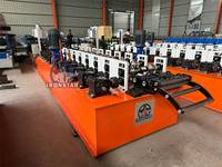 Machine à double ligne C et U pour la production simultanée de goujons et de rails pour systèmes de cloisons sèches