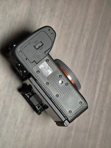 Cámara Profesional 8K Sony A7R V de 61.0 MP para Fotografía de Vida Silvestre y Ecológica - Product Image 6