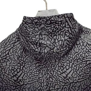 100% Polyester <b>Reflective</b> Hooded Long Sleeves Streetwear Reflecting Soft Shell Men Custom Logo <b>Reflective</b> <b>Jacket</b> - Product Image 2