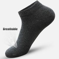 Chaussettes courtes tendance jetables pour hommes Cmax en coton et polyester, invisibles, pour le sport, décontractées, tricotées, blanches et noires, pas chères, coupe basse