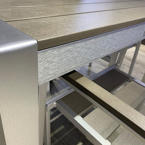 Ensemble de salle à manger d'extérieur en aluminium brossé couleur teck, table et chaises de restaurant - Product Image 4