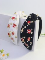 Diadema Ancha de Tela con Perlas Rojas, Blancas y Negras de 5cm, Hecha a Mano, de Alta Calidad, para el Día de la Independencia