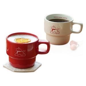 แก้วกาแฟเซรามิคลายการ์ตูนน้องหมาน่ารัก ดีไซน์ซ้อนกันได้ พร้อมลายพิมพ์นูน ของที่ระลึกสำหรับคู่รัก ใช้สำหรับกาแฟและใช้ในชีวิตประจำวัน - Product Image 5