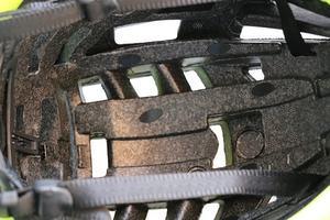 Casco de nuevo diseño 2025, venta de fábrica, casco de bicicleta plegable colorido, <span class=keywords><strong>cascos</strong></span> de bicicleta MTB para montar en bicicleta para adultos <span class=keywords><strong>baratos</strong></span> para carreras - Product Image 6