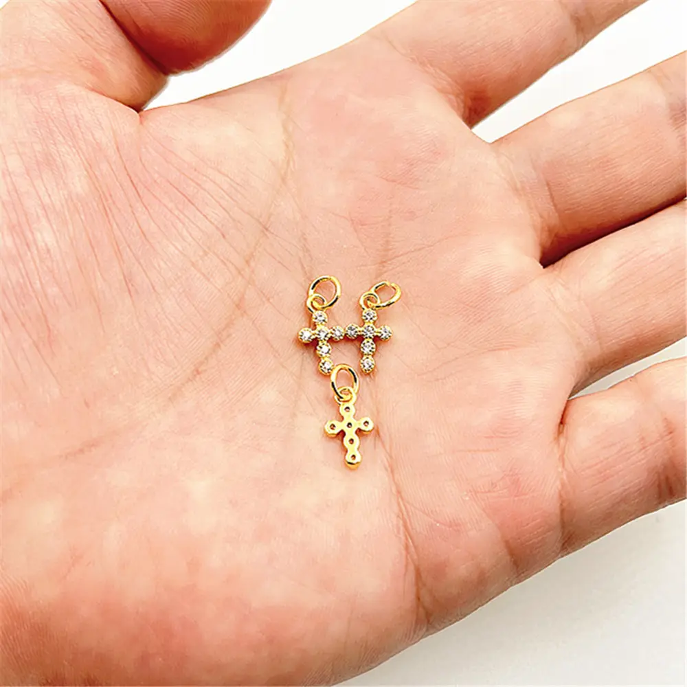 Catholicism Jewelry Cross Pendant High Quality Pendants Gold Plated Metal Pin Moissanite Cross Jesus Pendant