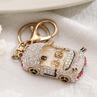 Ornements de voiture en métal, porte-clés de voiture Beetle, bijoux, cadeaux créatifs mignons de dessin animé