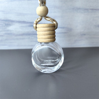 Diffuseur de parfum pour voiture en verre suspendu 10 ml à prix réduit, flacon diffuseur rond pour voiture avec filetages et bouchons