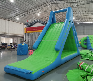 Özelleştirilmiş deniz gölü yüzen <span class=keywords><strong>Aqua</strong></span> spor oyunları üçgen su kaydırağı yetişkin çocuklar için tırmanma şişme su parkı slayt - Product Image 5