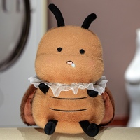Peluche fantaisie en forme de cafard moelleux avec lunettes de soleil à nœud et dentelle, idéale pour les enfants, cadeau amusant pour les fêtes de fin d'année